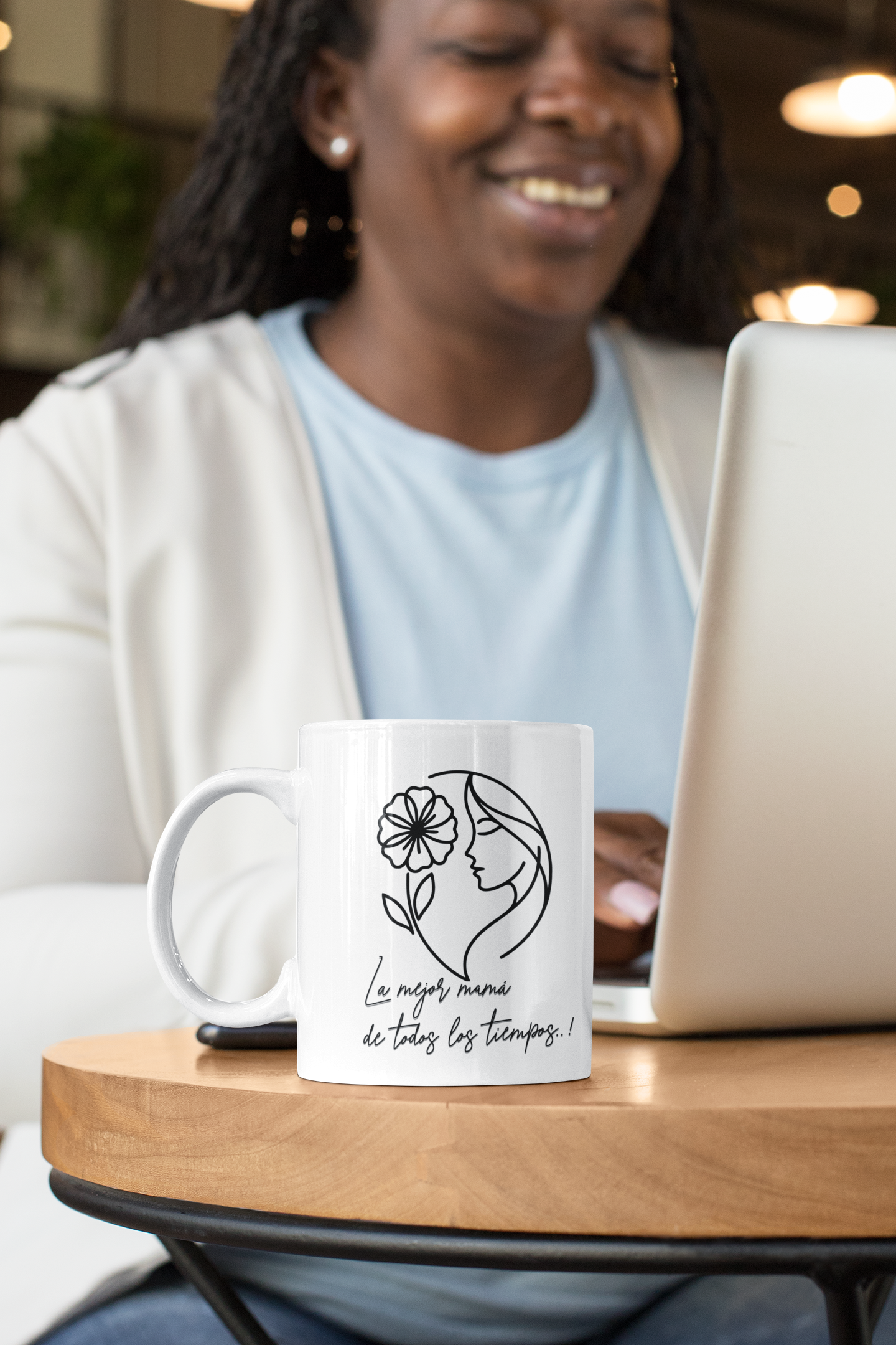 Taza "La Mejor Mamá de Todos los Tiempos" - ¡El Regalo Perfecto para Celebrar a Mamá!