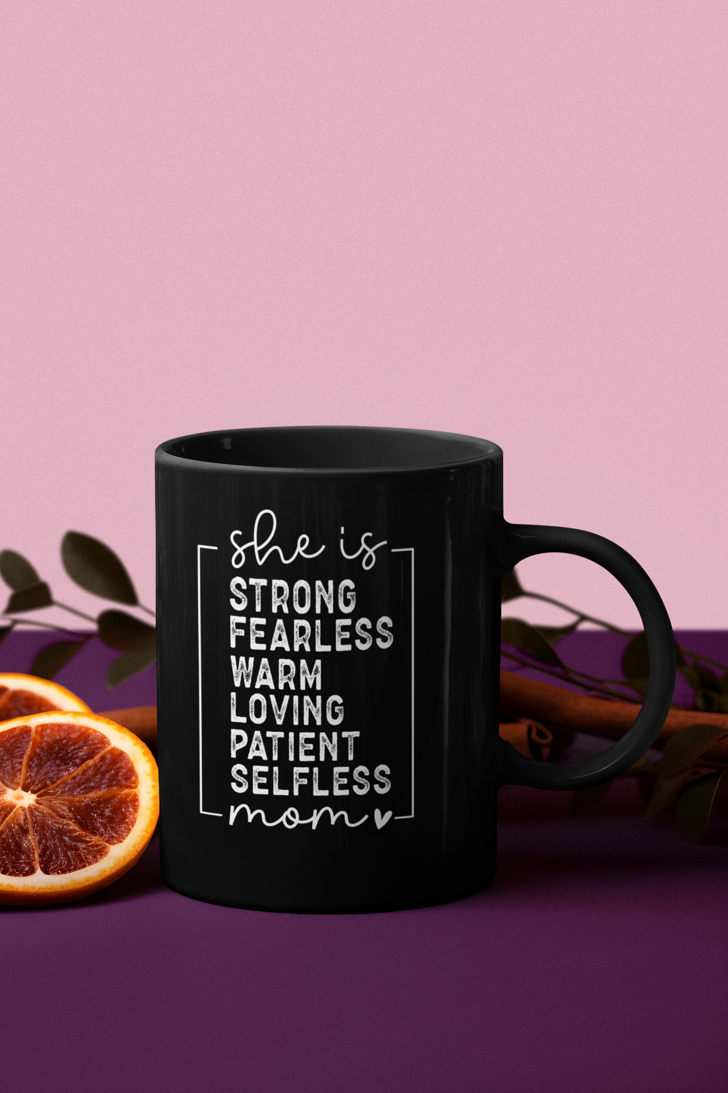 "¡Despierta tu fuerza interior con nuestra taza 'She Strong, Fearless, Warm, Loving'!"