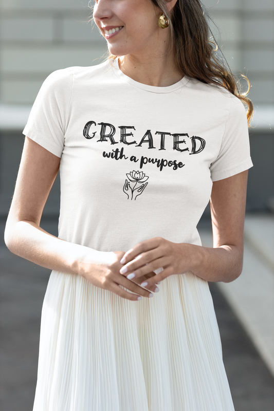 "¡Descubre la Camiseta Clásica "Creado con un Propósito" que se Convertirá en tu Favorita!