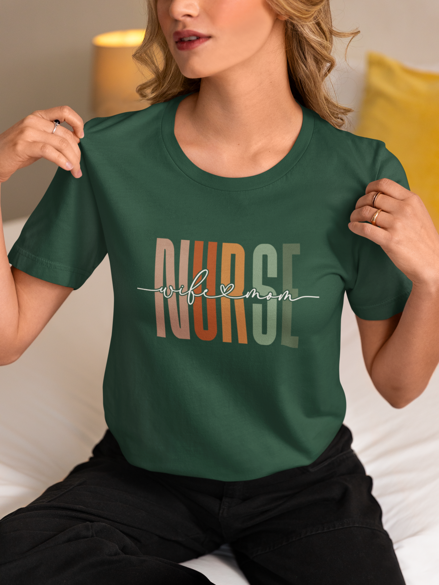 "¡Celebra tu fuerza con nuestra camiseta de enfermera, madre y esposa!