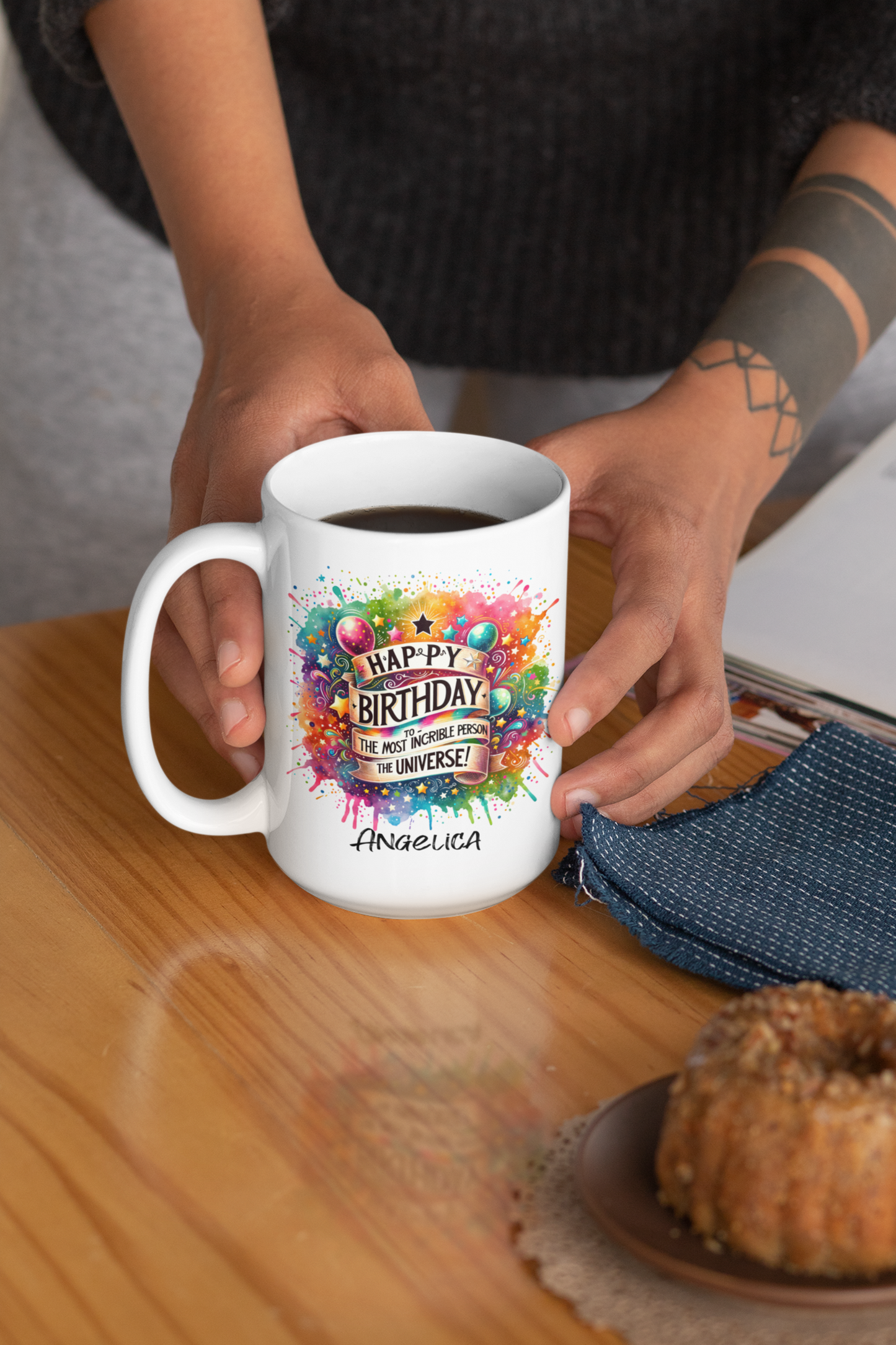 "¡Celebra el Cumpleaños con una Taza Personalizada! 🎉" ¡Celebra el cumpleaños de esa persona especial con nuestra taza única!