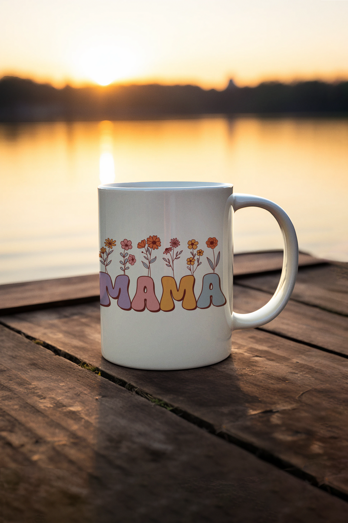 "¿Buscas una forma única de sorprender a mamá o a la abuela? ¡Nuestras tazas son el regalo perfecto para expresar tu amor y aprecio!