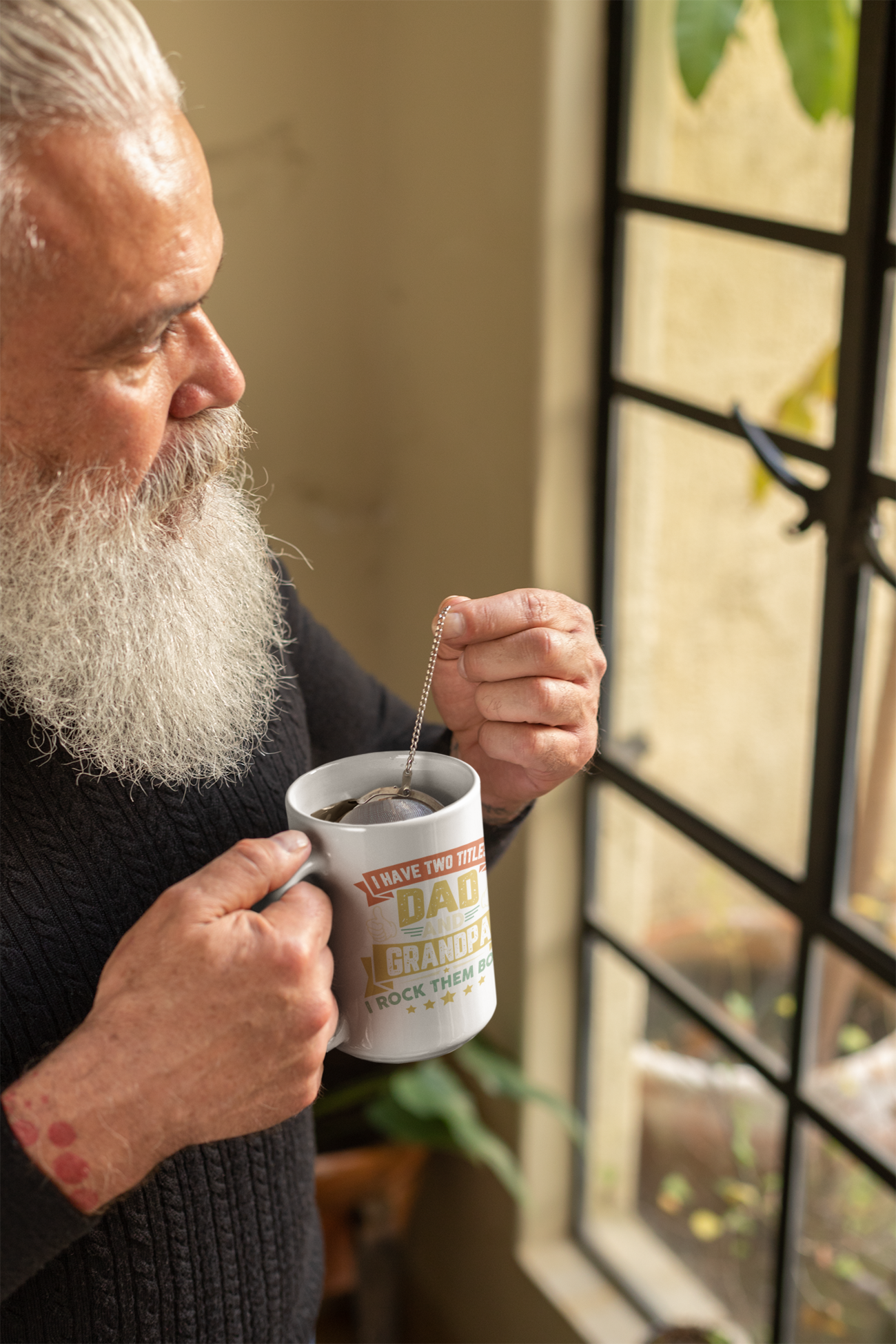 Celebre el Vínculo Especial con Nuestra Exclusiva Taza "Papá y Abuelo"